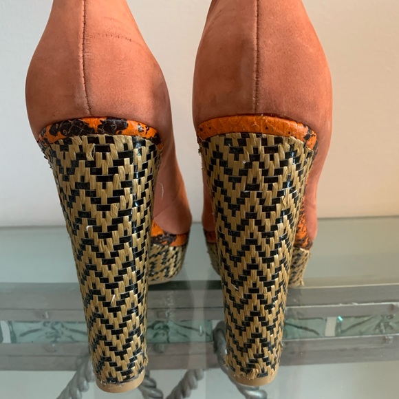 Schutz Wicker Nobuck Block Heel Platforms - Picture 2 of 13